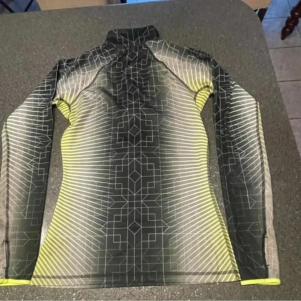 Nike Pro Hyperwarm Half-Zip Dri-Fit Women’s Small Black 585565 - Picture 6 of 6
